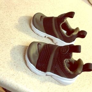 Baby shoe